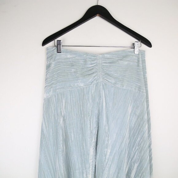Vince Ruched Velvet Paneled Skirt in Pale‎ Sea Grass Size 8 - Picture 3 of 9